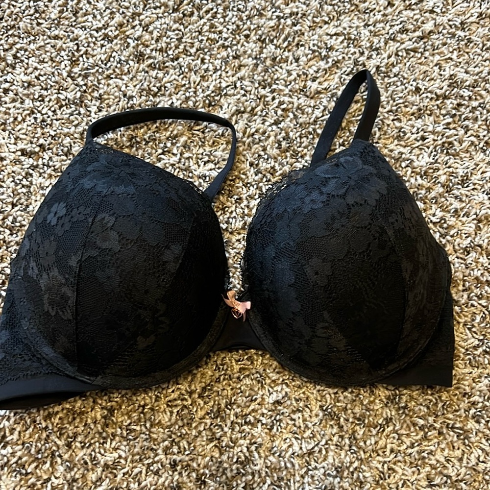 Vs Bra 34DD